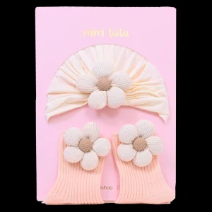 Beige Flower Pastel Accent Gift Set