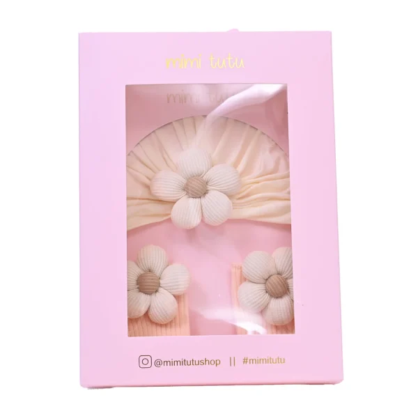 Beige Flower Pastel Accent Gift Set